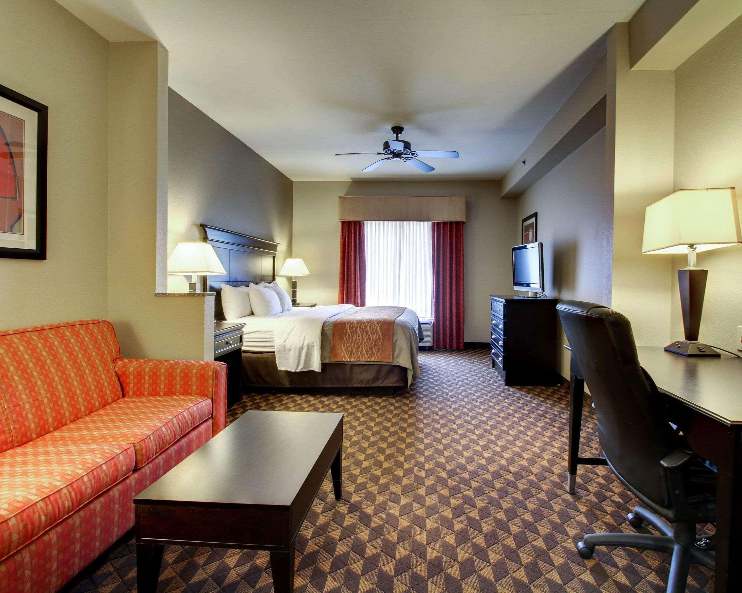 Comfort Inn & Suites Clinton Ngoại thất bức ảnh