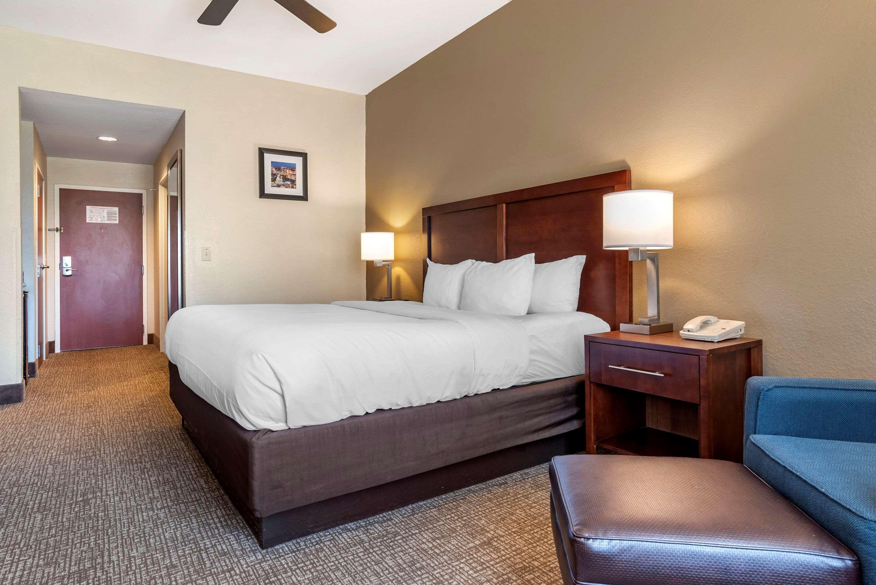 Comfort Inn & Suites Clinton Ngoại thất bức ảnh