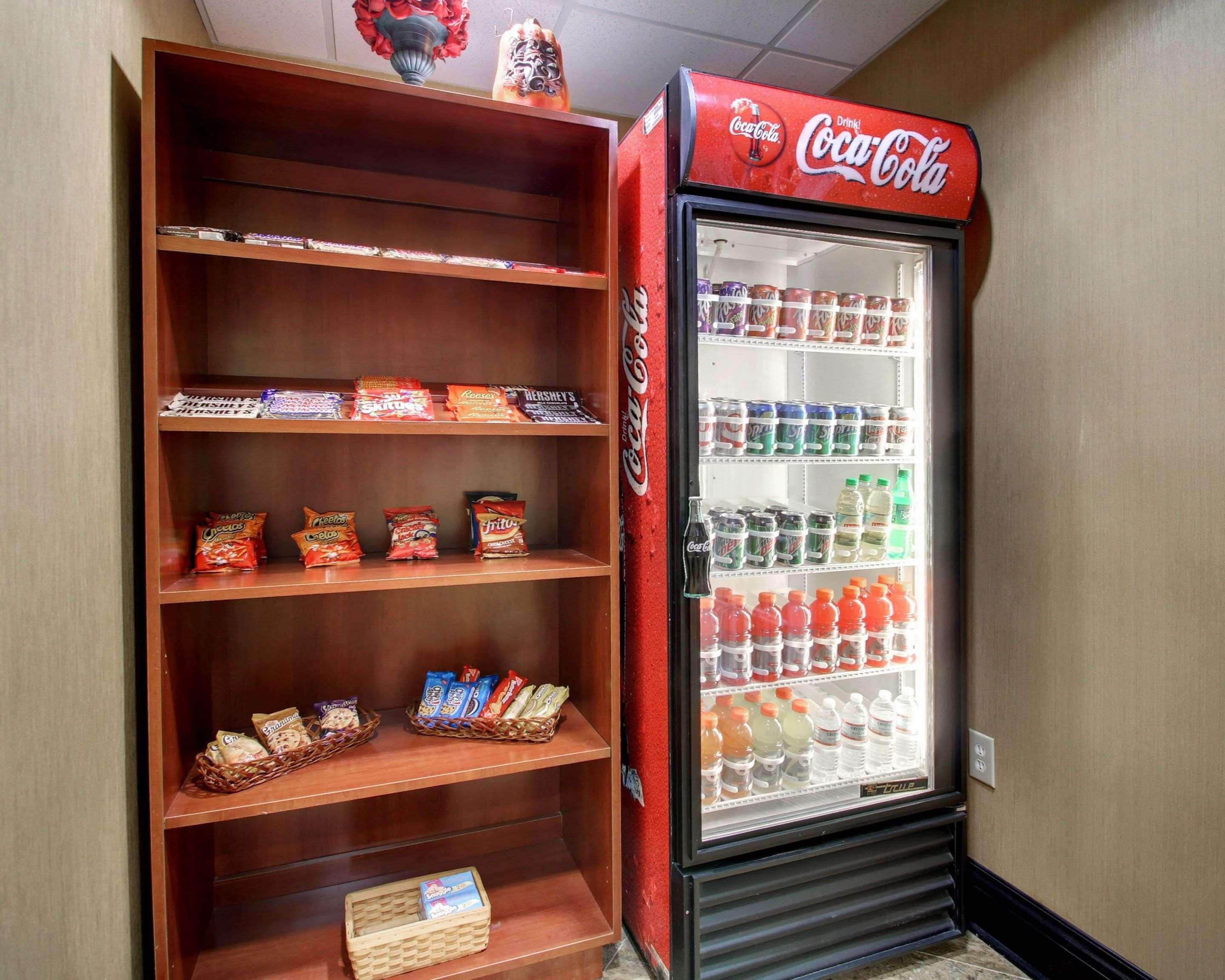 Comfort Inn & Suites Clinton Ngoại thất bức ảnh