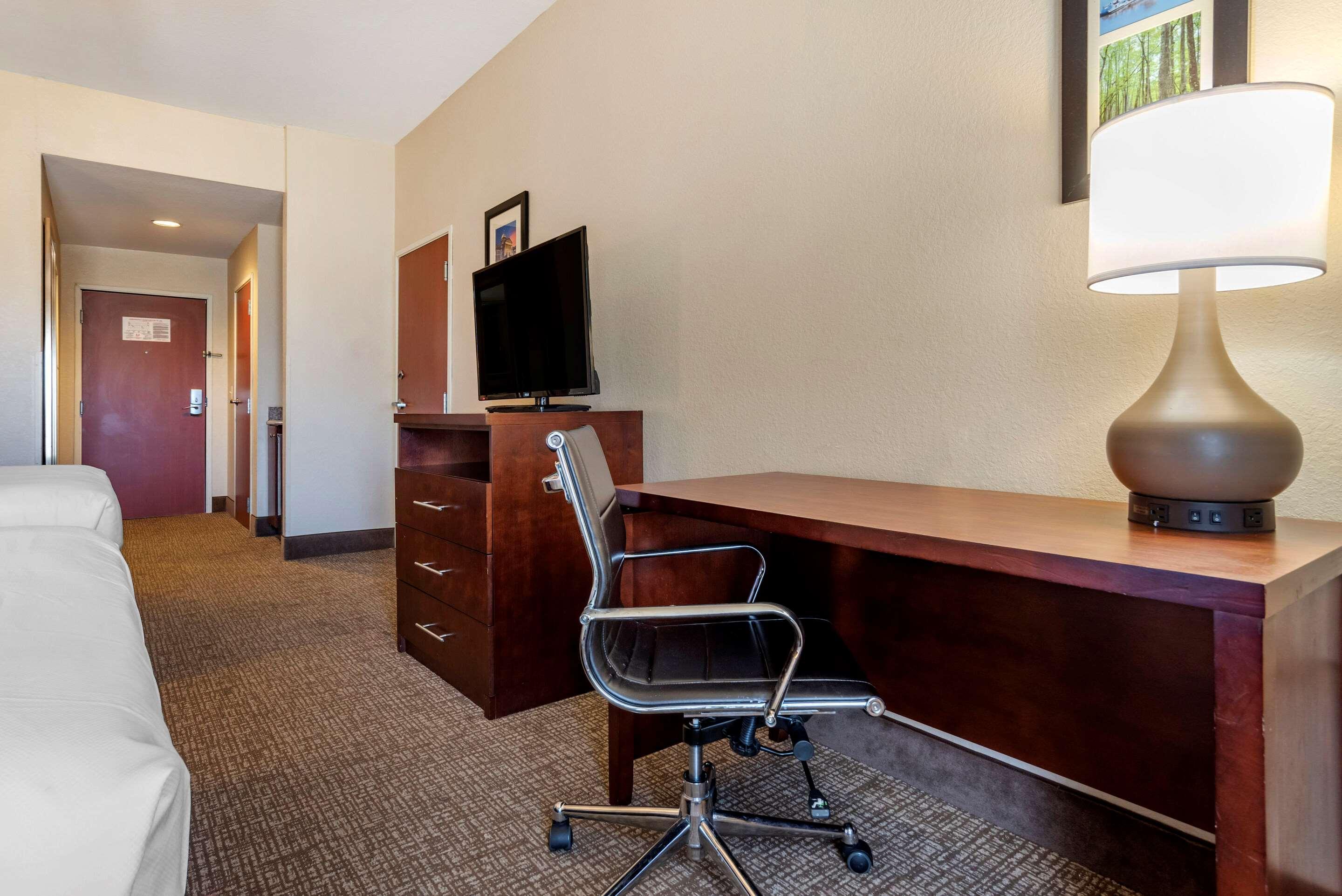 Comfort Inn & Suites Clinton Ngoại thất bức ảnh