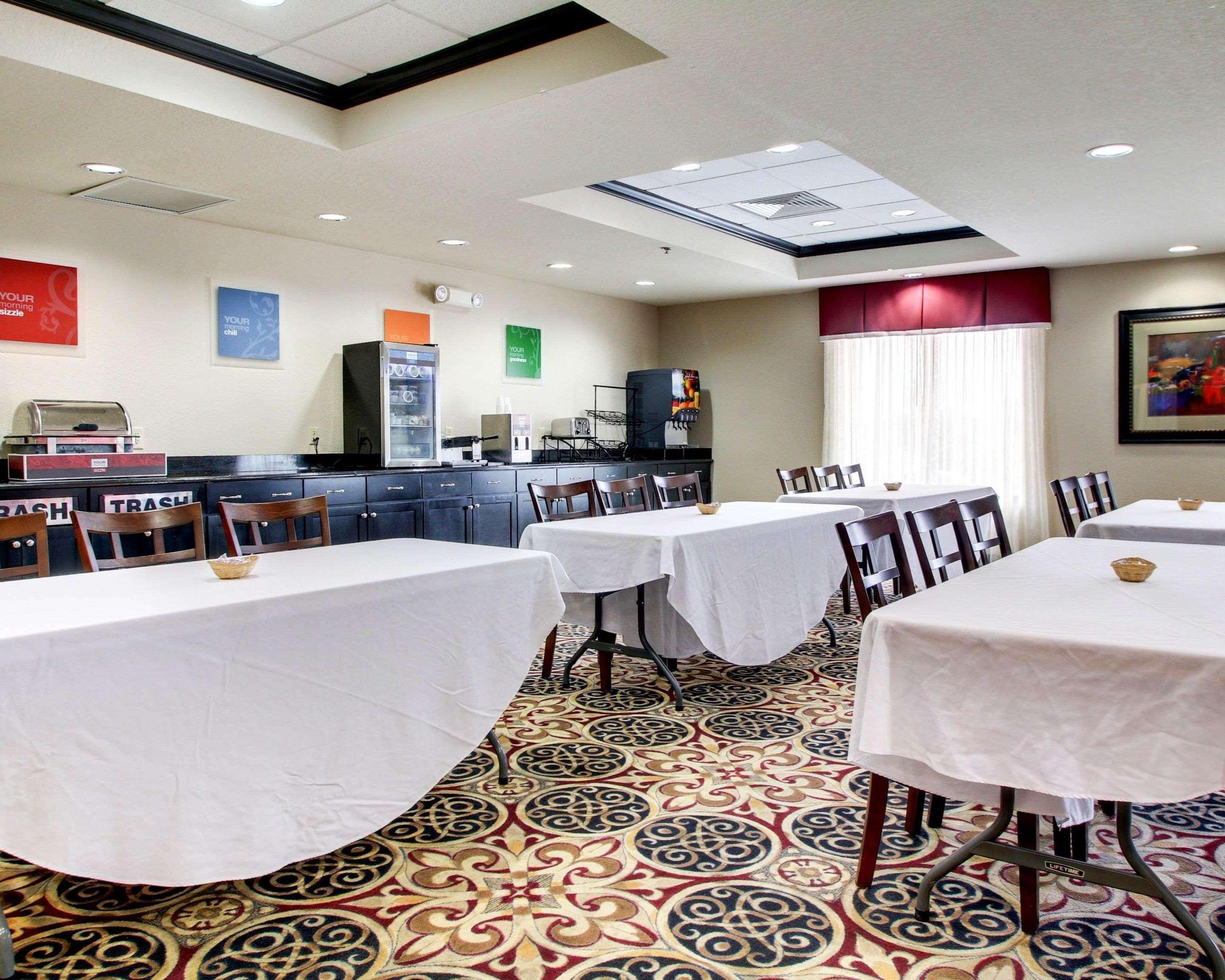 Comfort Inn & Suites Clinton Ngoại thất bức ảnh